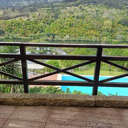 הוילה אמרנטה "Bouca Drigues" Casa Antiga De Pedra Com Piscina E Vista Rio מראה חיצוני תמונה