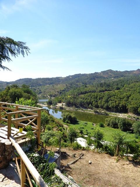 הוילה אמרנטה "Bouca Drigues" Casa Antiga De Pedra Com Piscina E Vista Rio מראה חיצוני תמונה