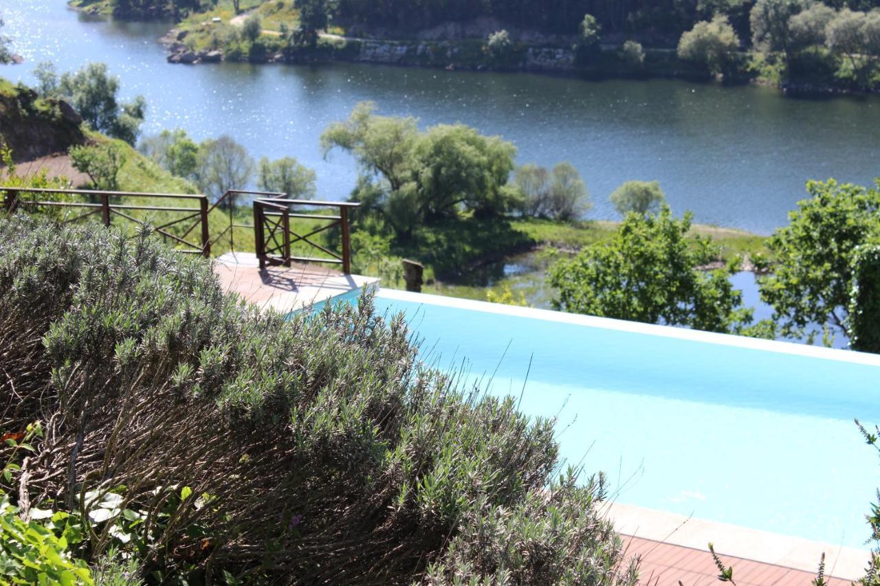 הוילה אמרנטה "Bouca Drigues" Casa Antiga De Pedra Com Piscina E Vista Rio מראה חיצוני תמונה