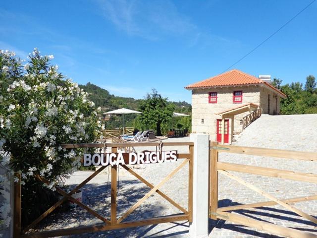 הוילה אמרנטה "Bouca Drigues" Casa Antiga De Pedra Com Piscina E Vista Rio מראה חיצוני תמונה