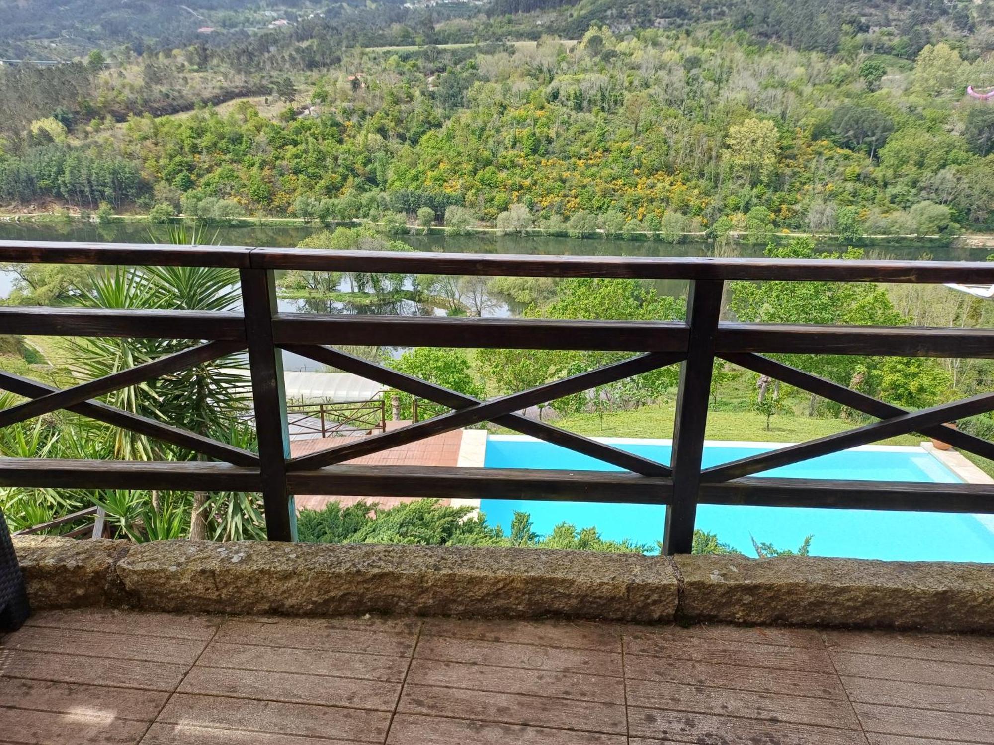 הוילה אמרנטה "Bouca Drigues" Casa Antiga De Pedra Com Piscina E Vista Rio מראה חיצוני תמונה